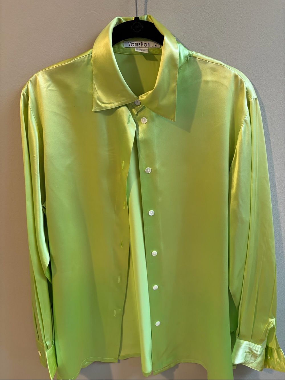 Votre Nom Lime 100% SILK blouse 
#0043